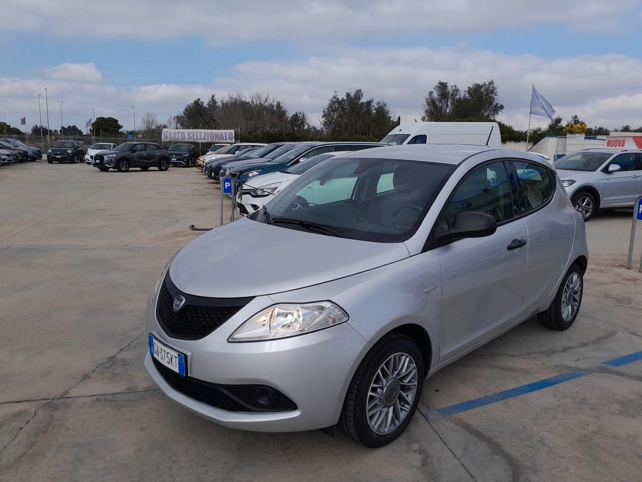 LANCIA YPSILON GOLD 1.2 BENZINA 5 PORTE