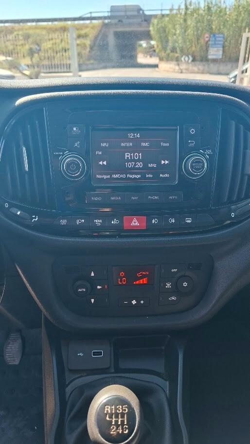 Fiat Doblò Cargo 1.6 MJT con tetto apribile posteriore