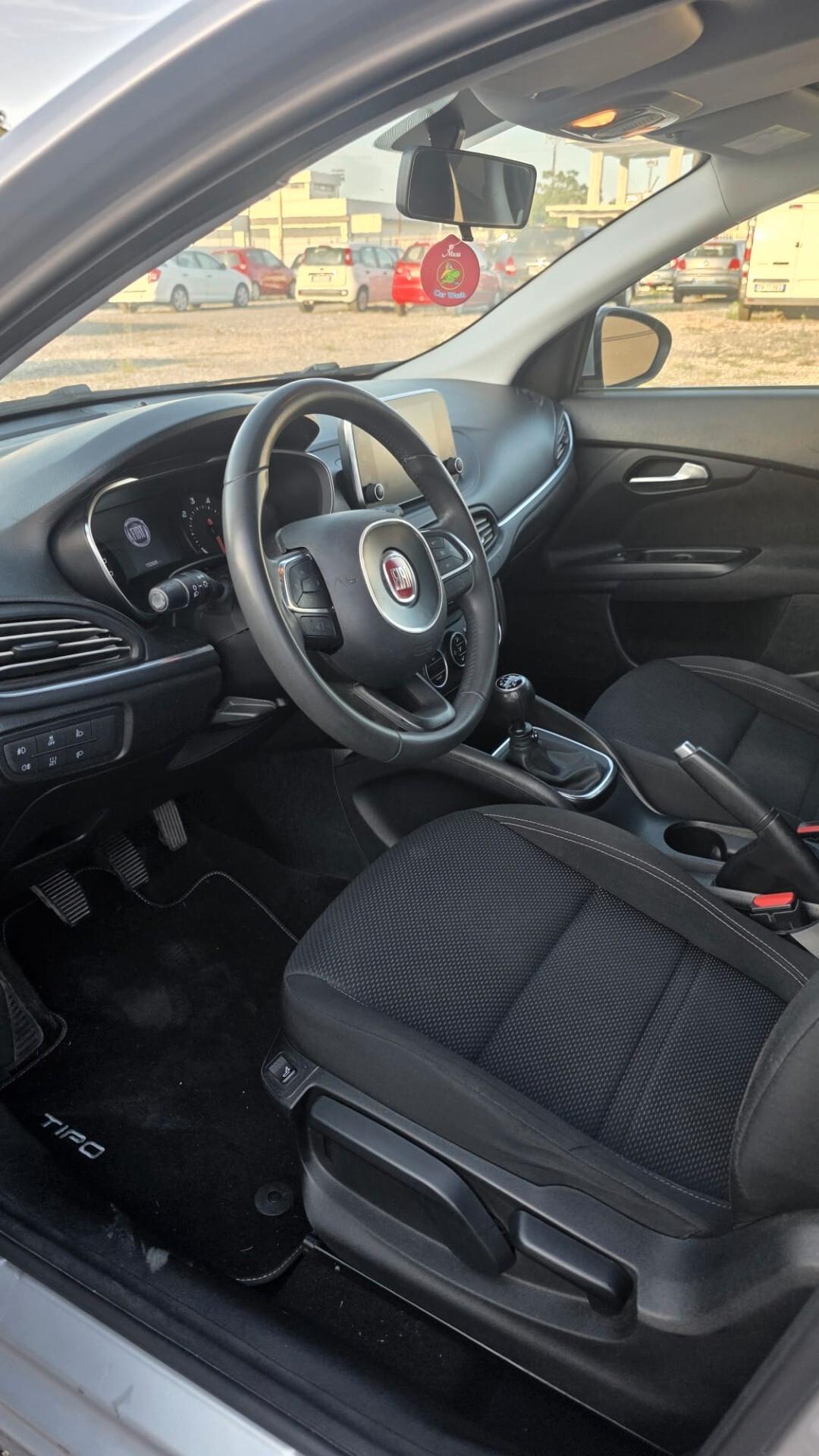 Fiat Tipo 1.6 Mjt S&S SW Lounge