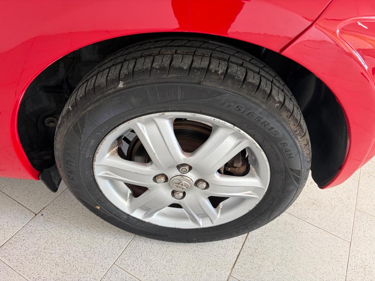 Toyota iQ Cvt automatica Perfetta !