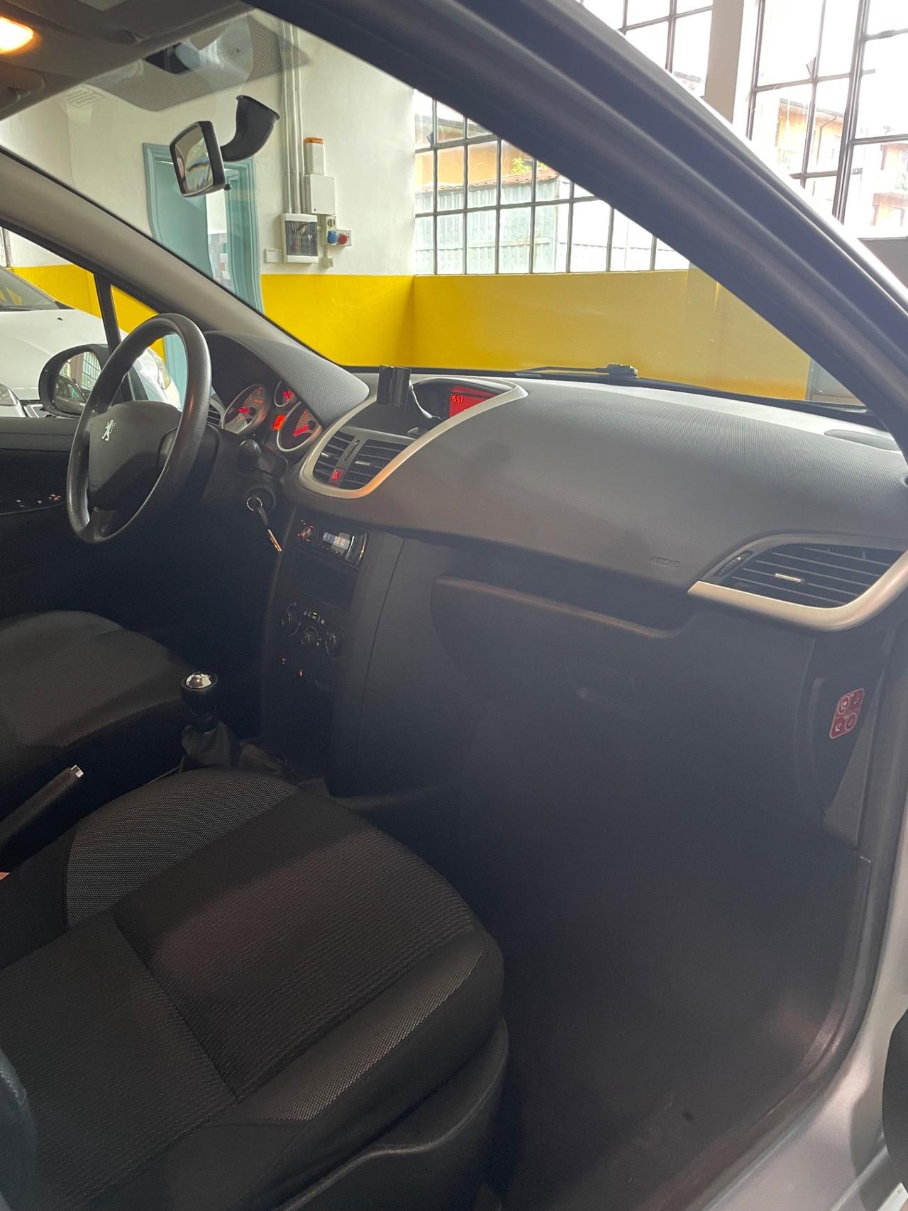 Peugeot 207 1.4 8V 75CV SW ECO GPL