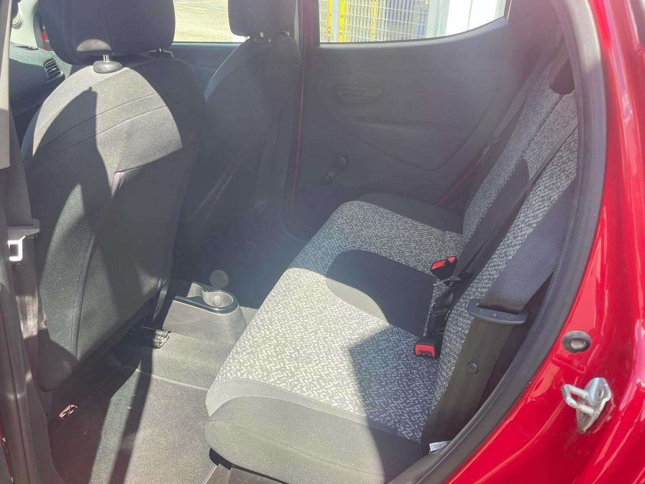 Lancia Ypsilon 1.0 FireFly 5 porte S&S Hybrid Silver