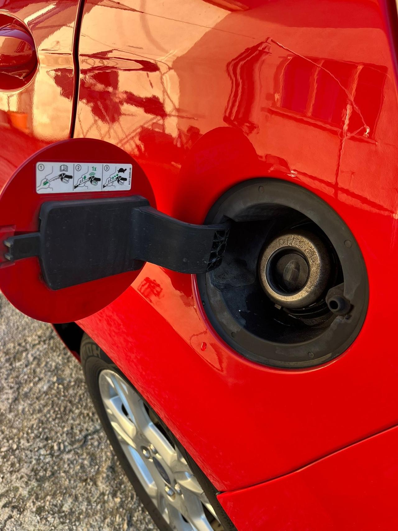 Ford Fiesta Plus 1.5 TDCi 75CV 5 porte