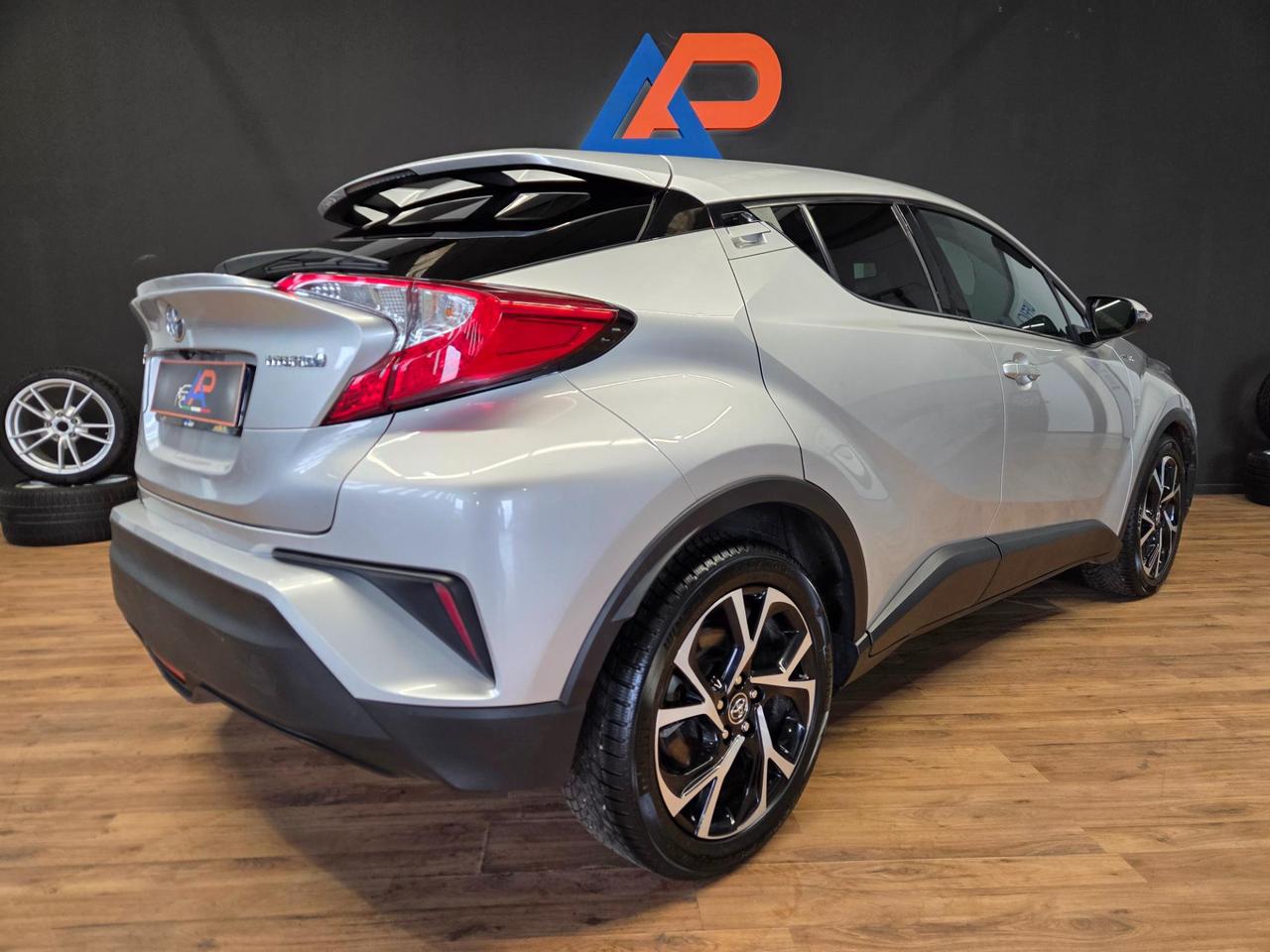 Toyota C-HR 5 Porte C-HR 1.8h Style+ 2wd e-cvt
