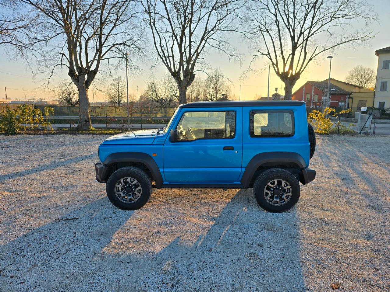 Suzuki Jimny 1.5 5MT PRO (N1)