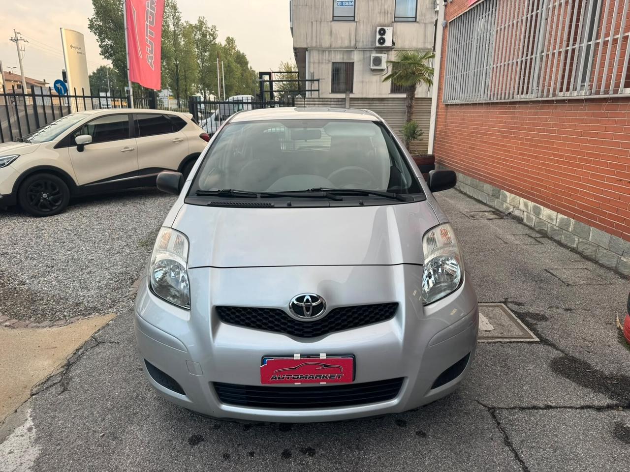 Toyota Yaris 1.0 69CV