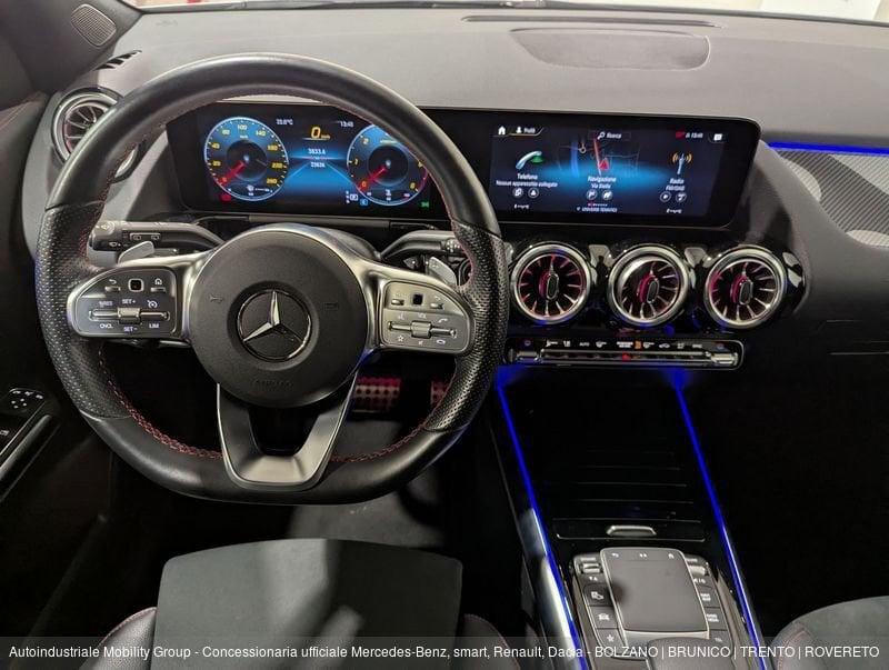 Mercedes-Benz GLA 200 D 4MATIC PREMIUM AUTOMATIC