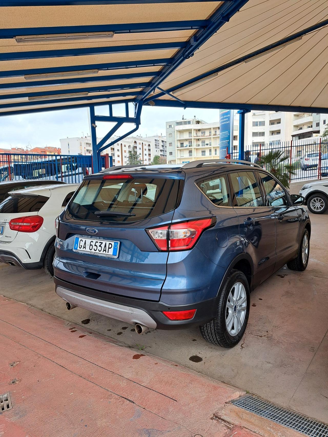 Ford Kuga 1.5 TDCI 120 CV S&S 2WD Business