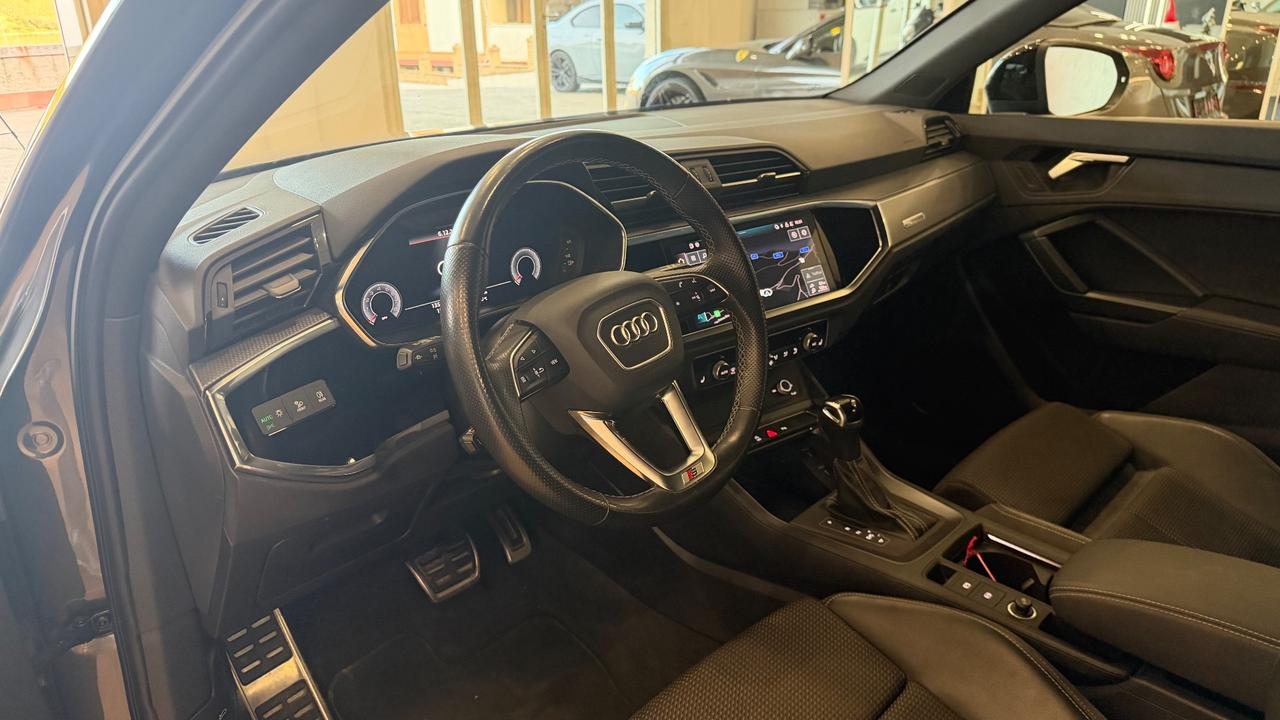 Audi Q3 35 TFSI S tronic line edition