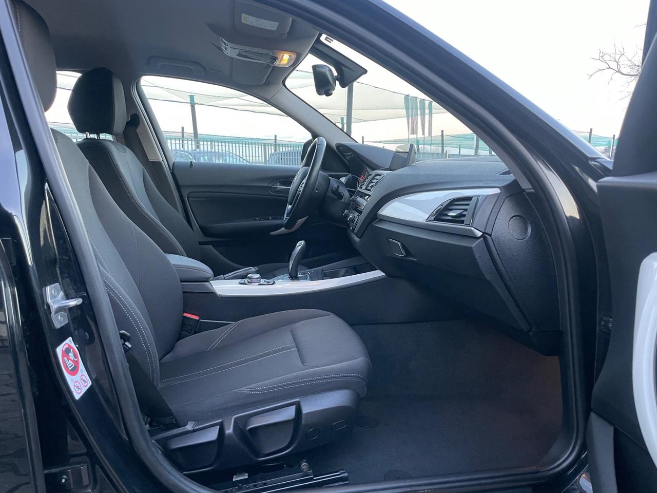 Bmw 118 118d 5p. Urban