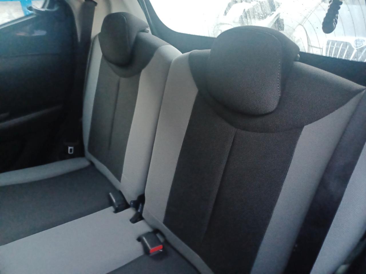 Toyota Aygo 1.0 5 PORTE AUTOMATICA 12/2015