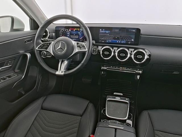 MERCEDES-BENZ A 180 Neopatentati, d Automatic Progressive Advanced