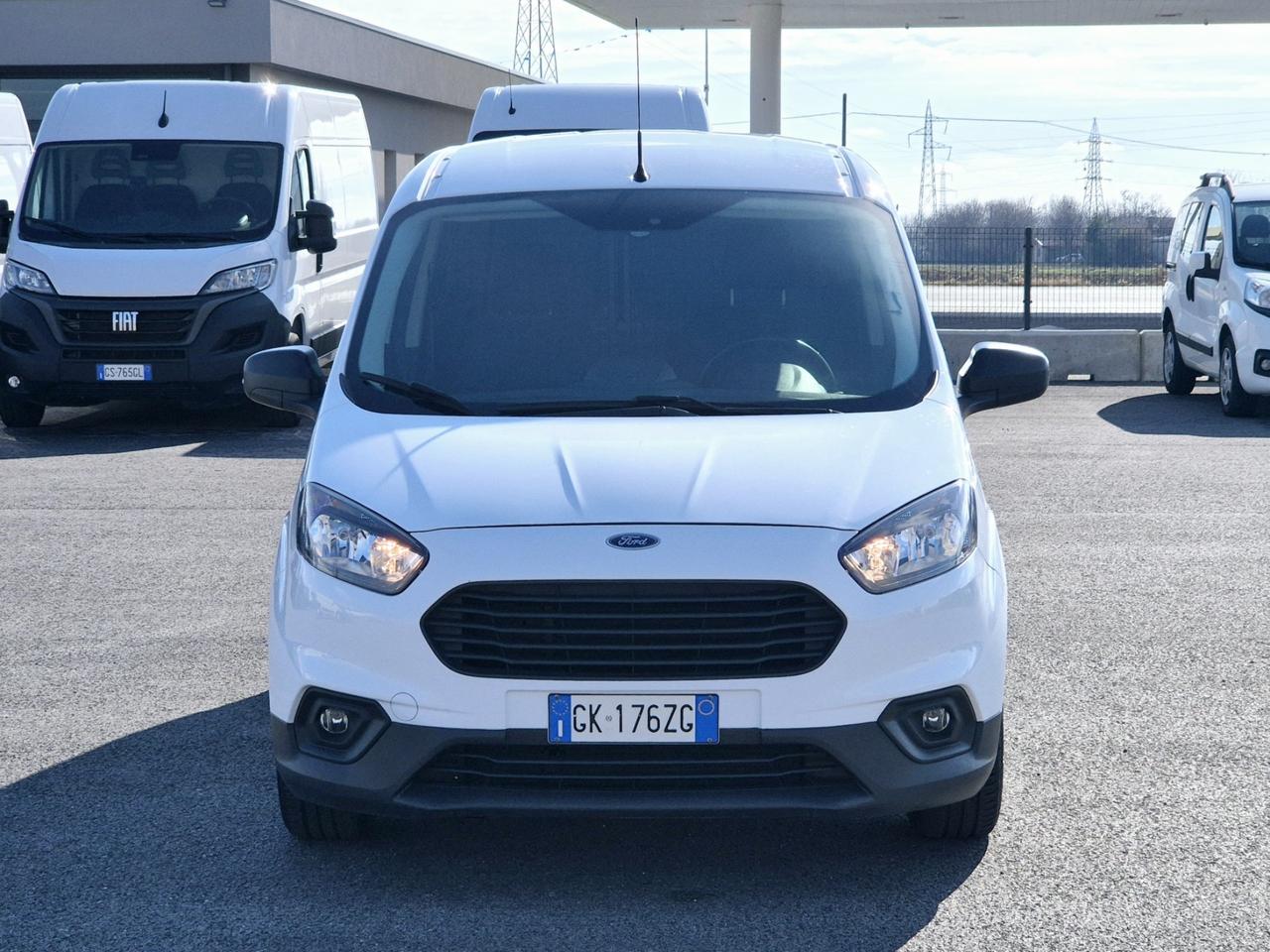 FORD TRANSIT COURIER