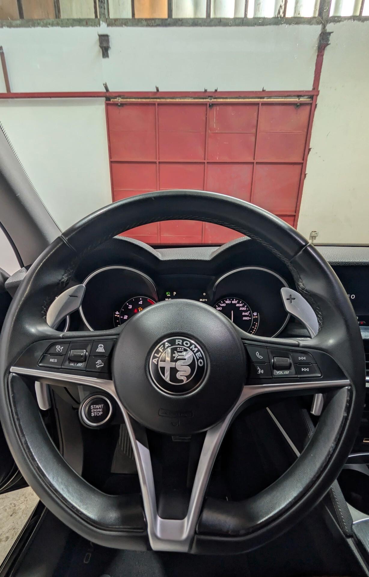 Alfa Romeo Stelvio 2.2 Turbodiesel 190 CV AT8 RWD Executive