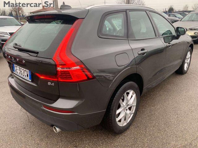 VOLVO XC60 XC60 2.0 b4 TETTO Momentum auto -GE362CW