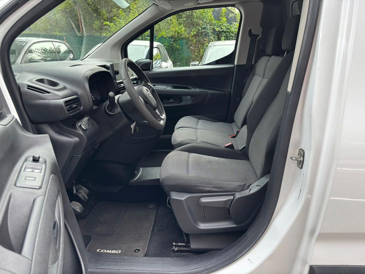 Opel Combo Cargo 1.6 Diesel PC 650kg