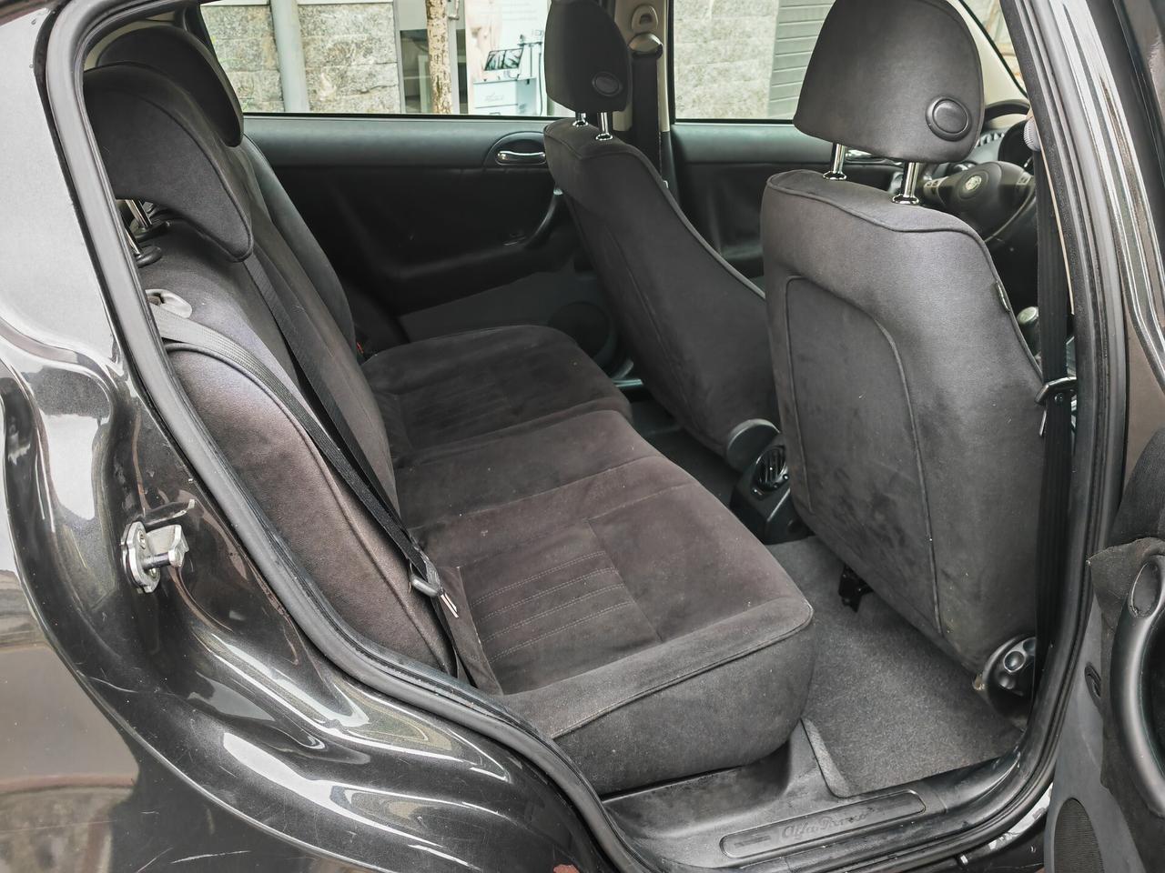 ALFA ROMEO 147 1.6 CV105 KW 77 TS BLACK LINE