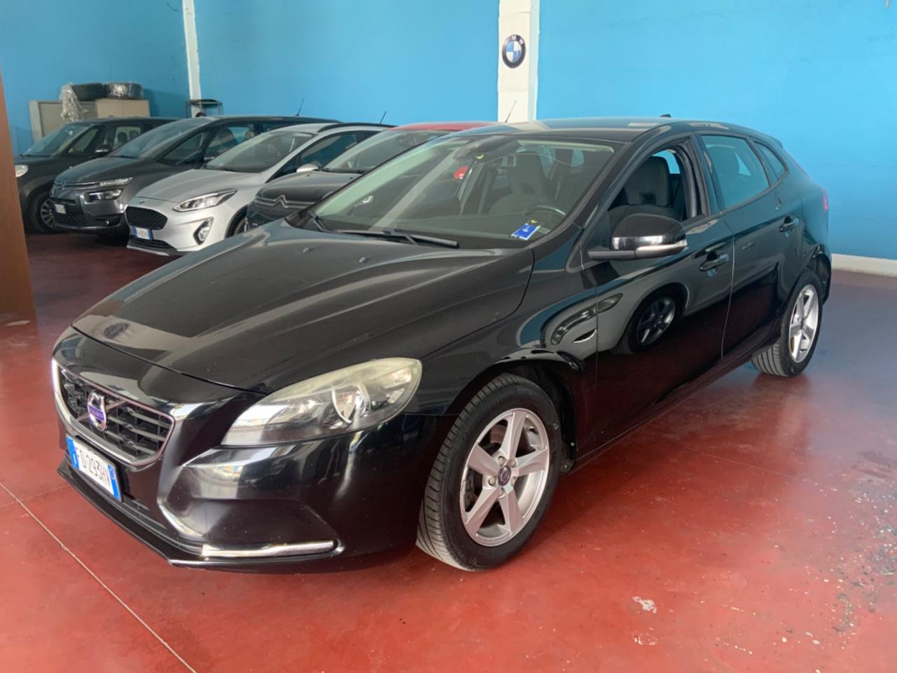 Volvo V40 D3 Momentum