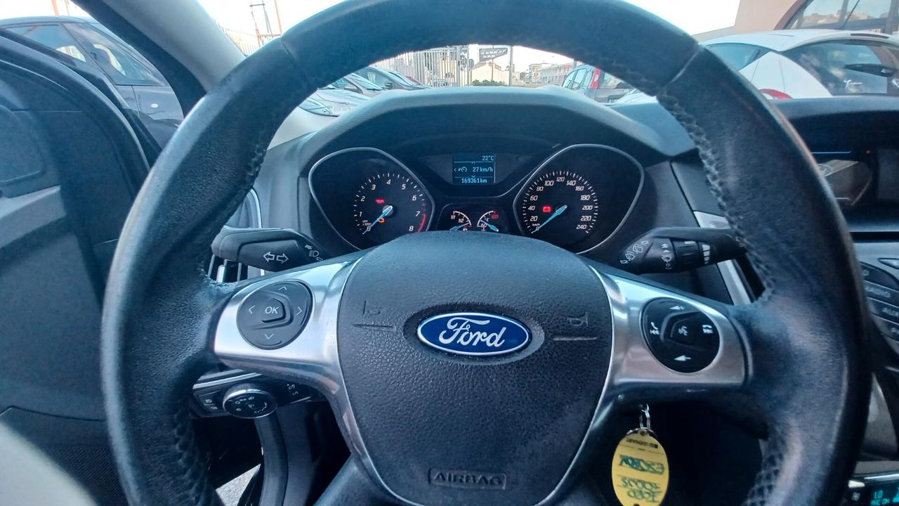 Ford Focus 1.6 120 CV GPL