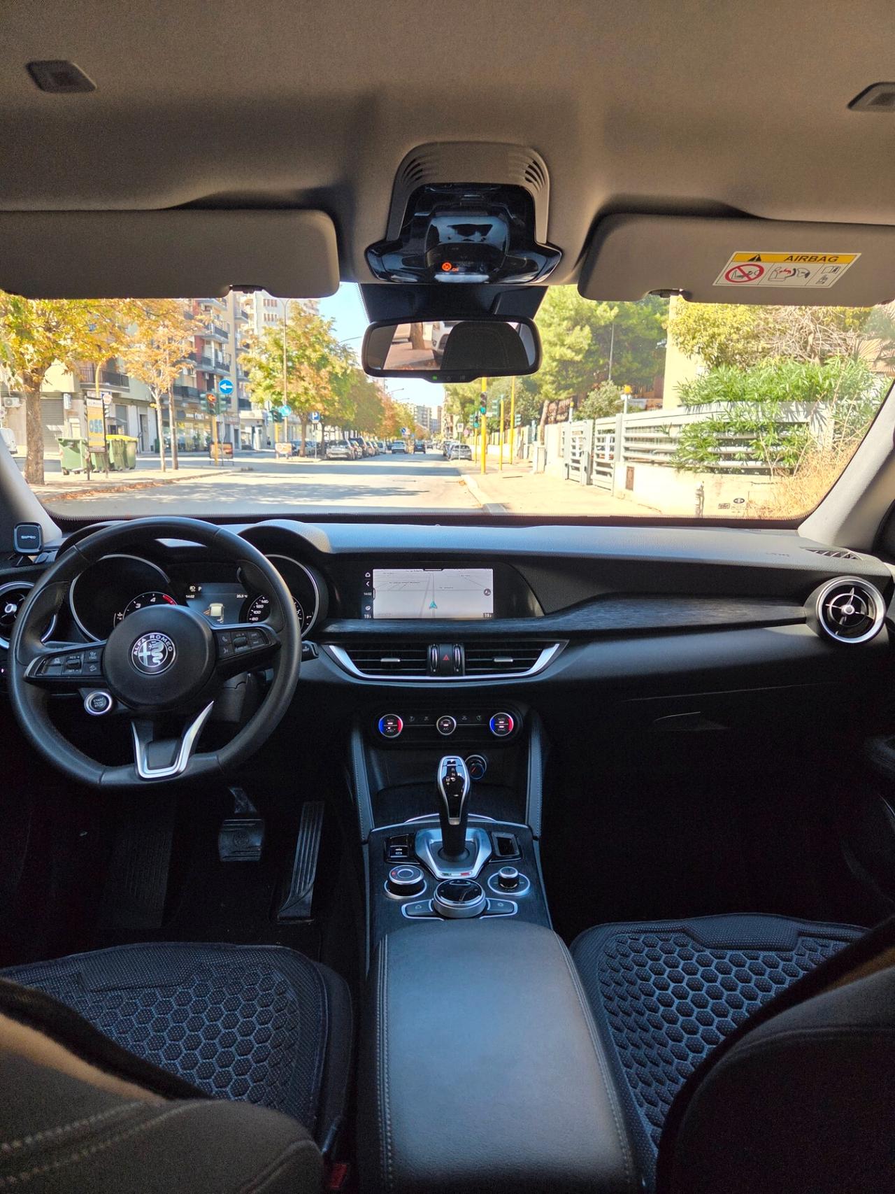 Alfa Romeo Stelvio 2.2 Turbodiesel 160 CV AT8 RWD Business