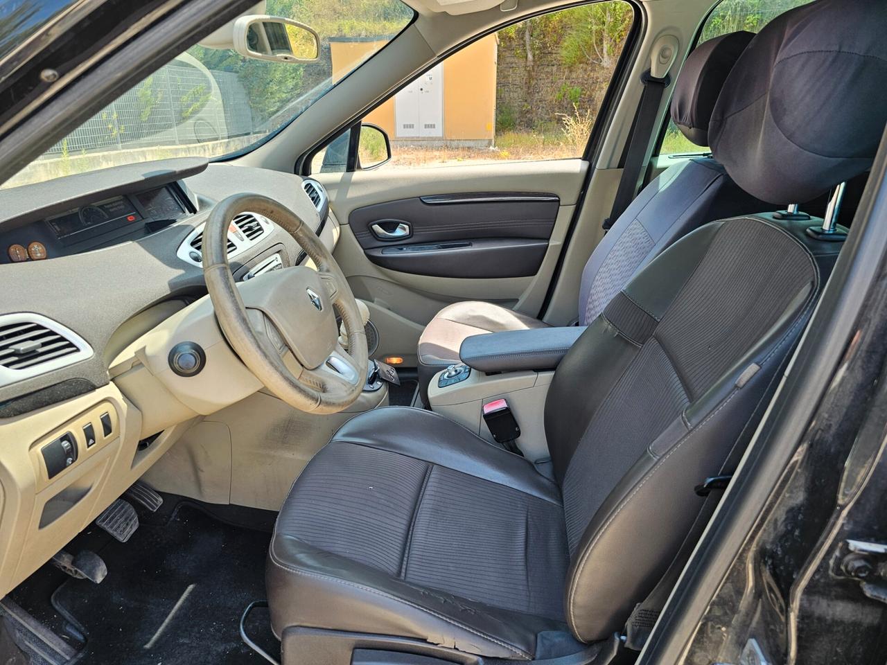 Renault Scenic Scénic X-Mod 1.9 dCi 130CV Dynamique