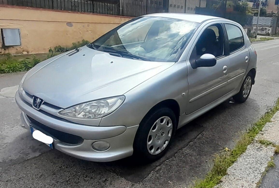 Peugeot 206 1.4 HDi 5p. Enfant Terrible
