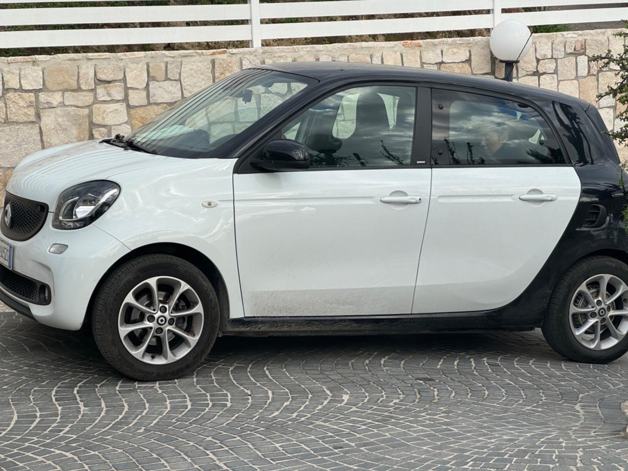 Smart ForFour 70 1.0 Passion