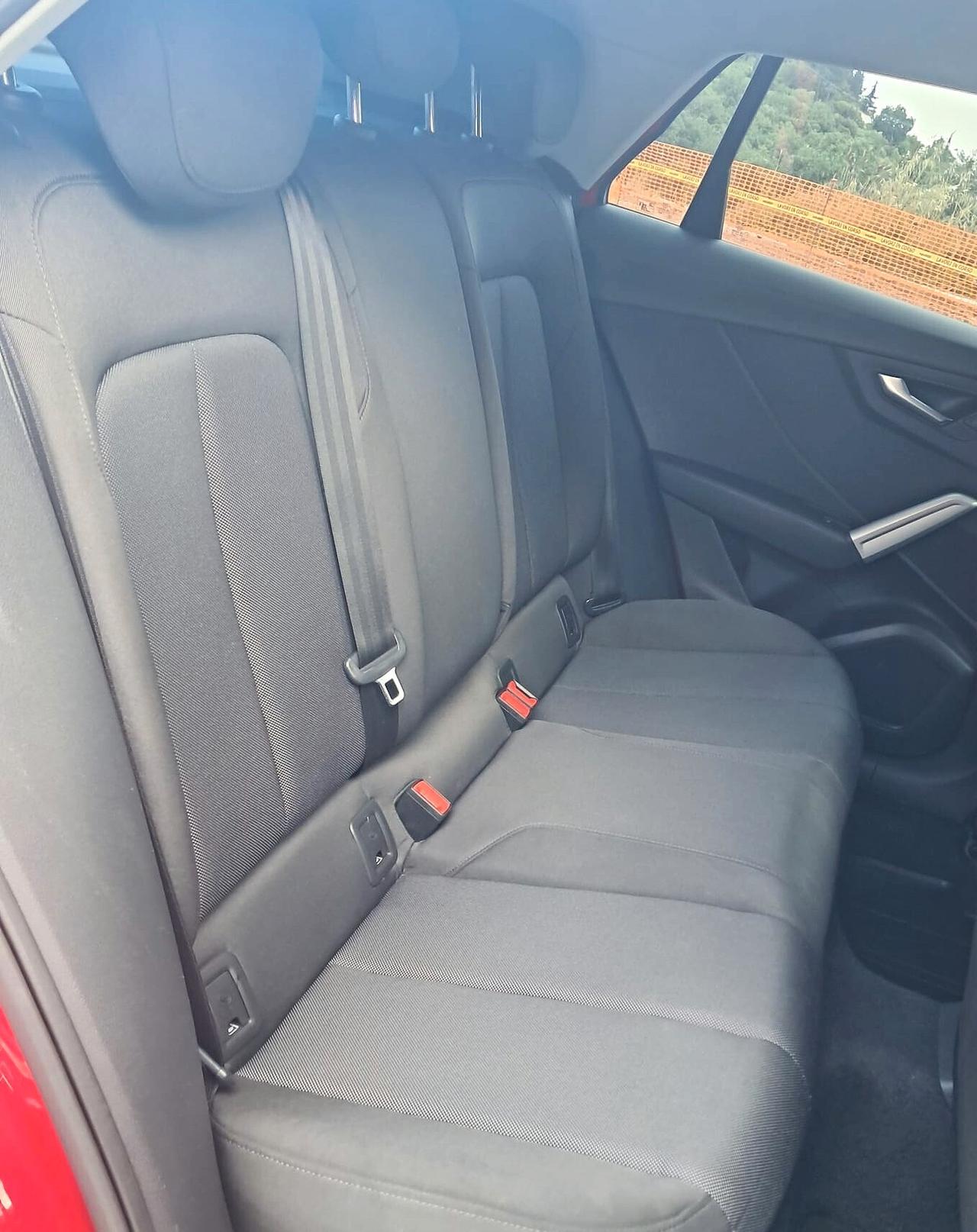 Audi Q2 35 TDI quattro S tronic Admired (Iva esposta)