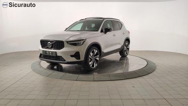 VOLVO Xc40 B3 Mild Hybrid Automatico Ultra Dark