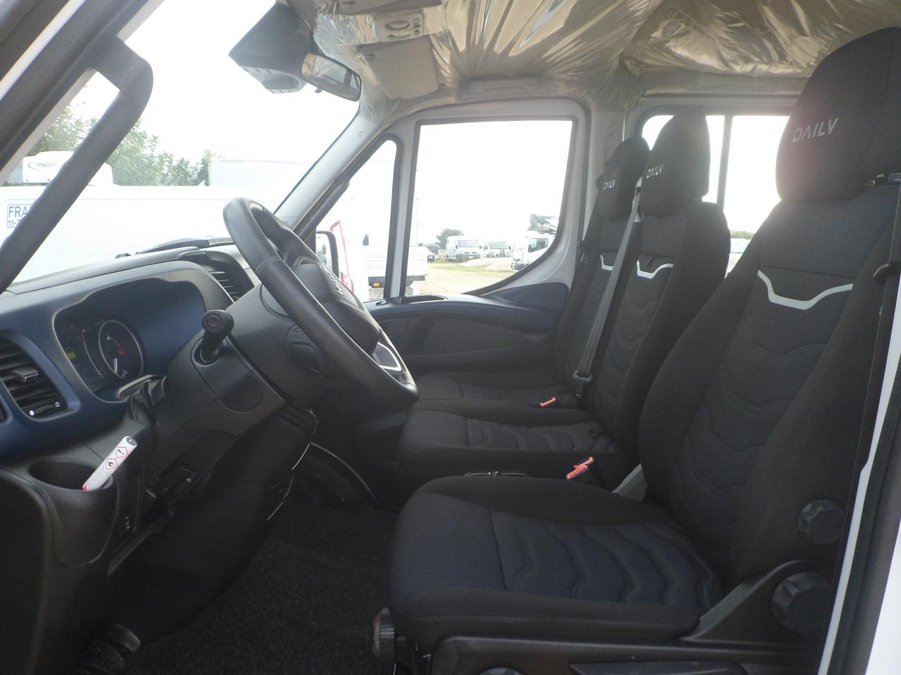 Iveco Daily 35c15 doppia cabina ribaltabile