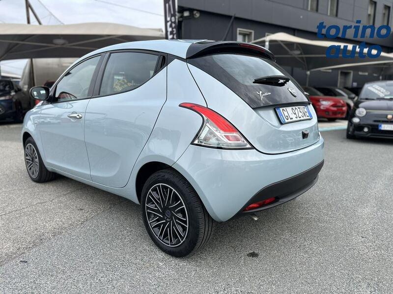 Lancia Ypsilon Ypsilon 1.0 firefly hybrid Gold s&s 70cv 5p.ti