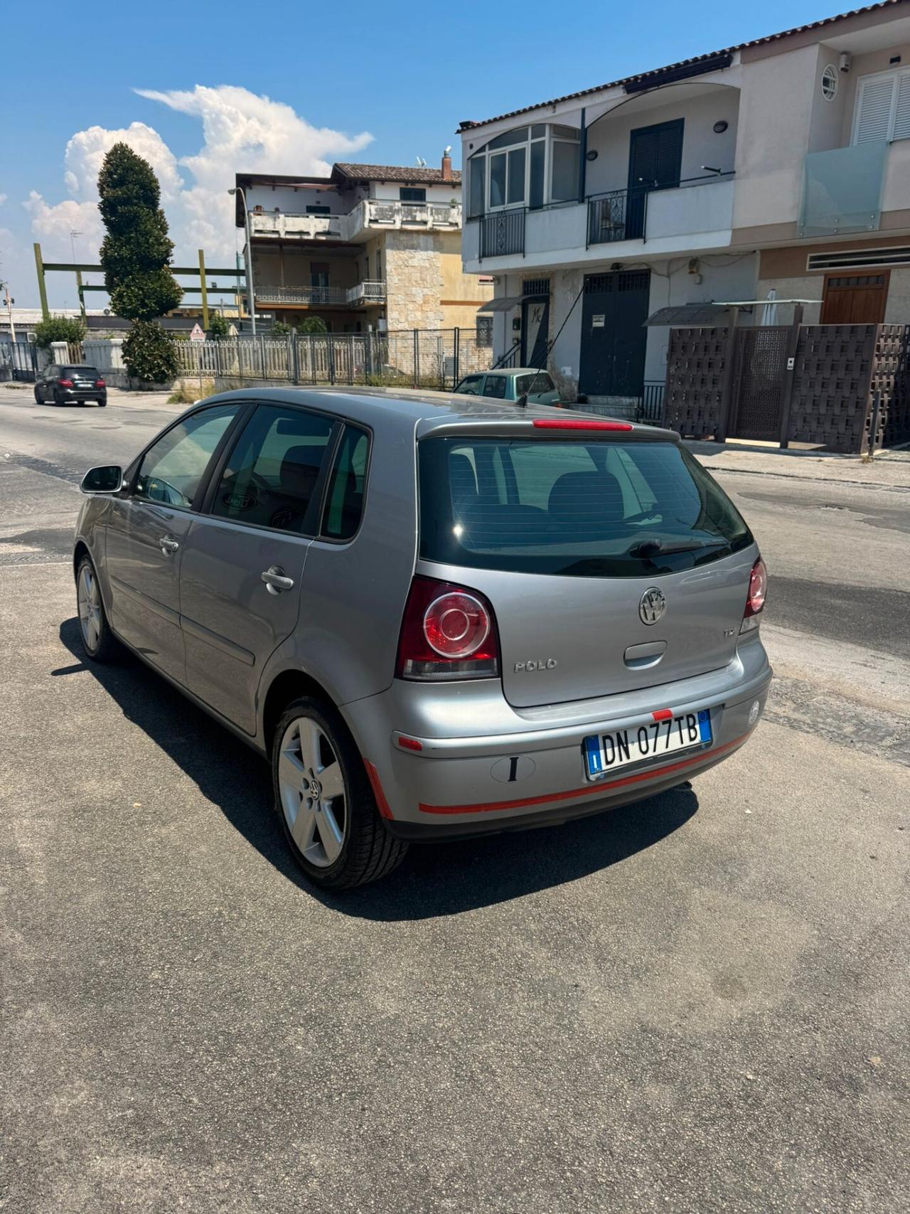 Volkswagen Polo 1.4/80CV TDI 5p. Sportline