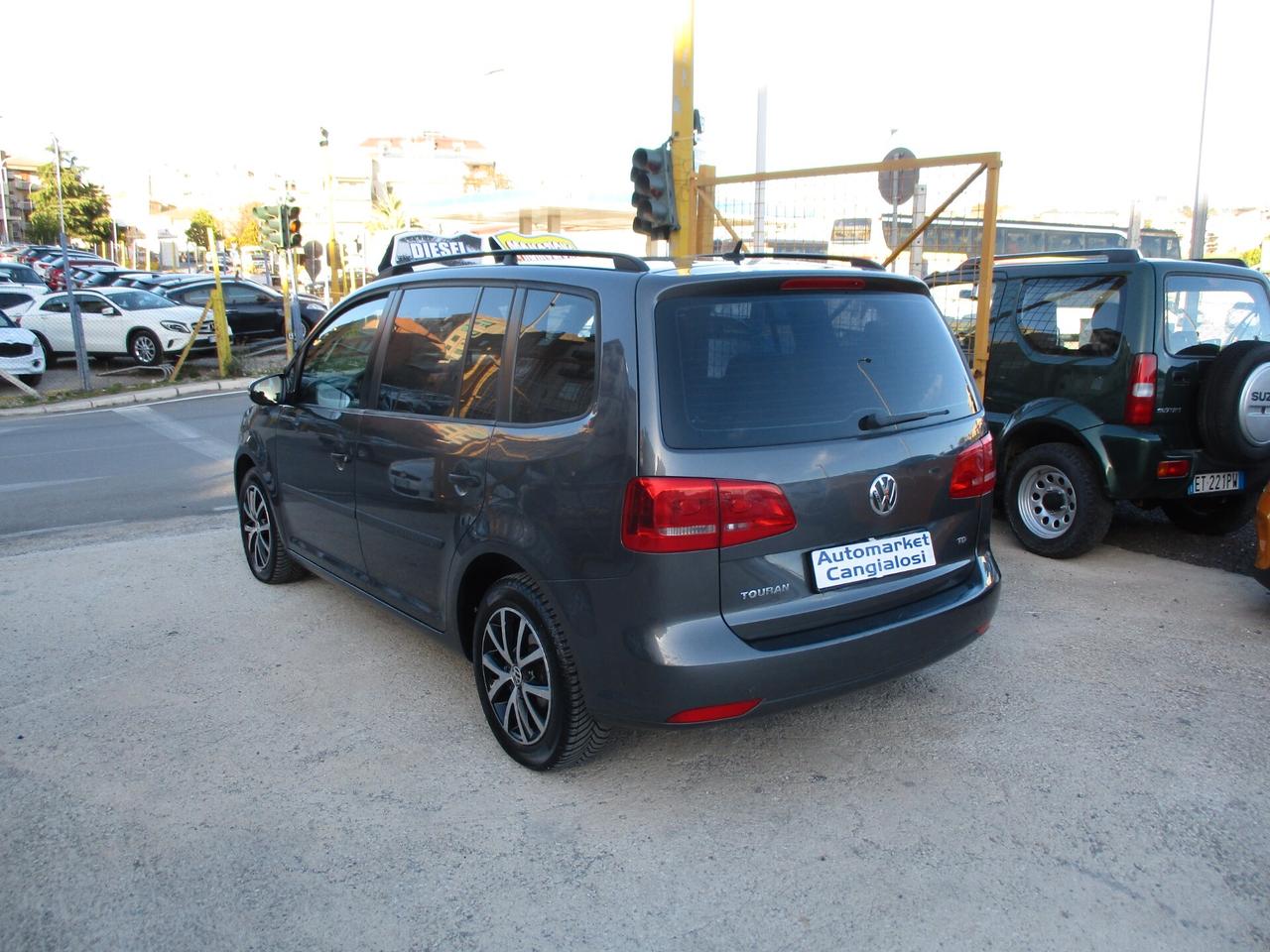 Volkswagen Touran 7 POSTI 1.6 TDI 2012