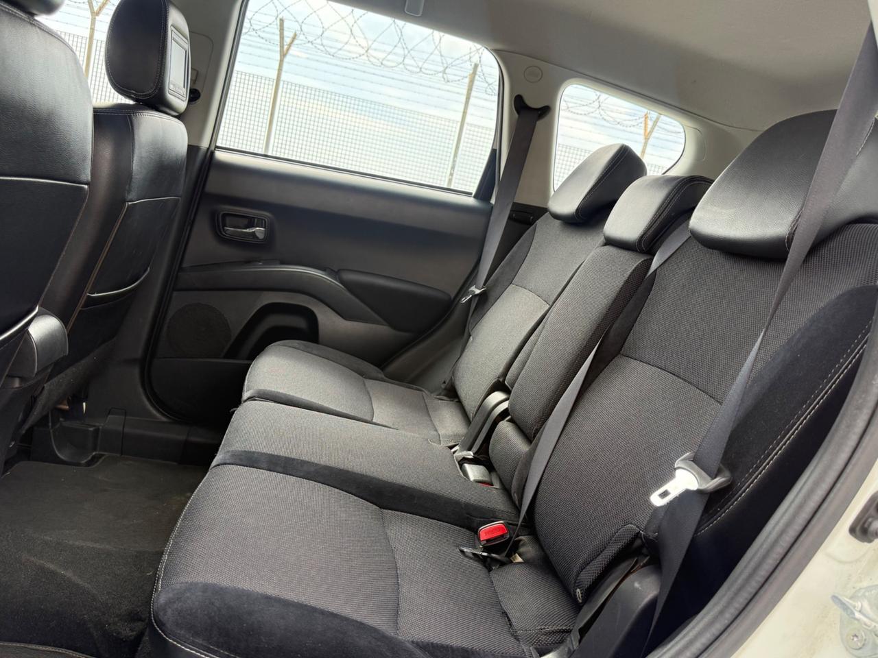 Citroen C-Crosser 2.2 HDi 160CV FAP -FULL-4x4-