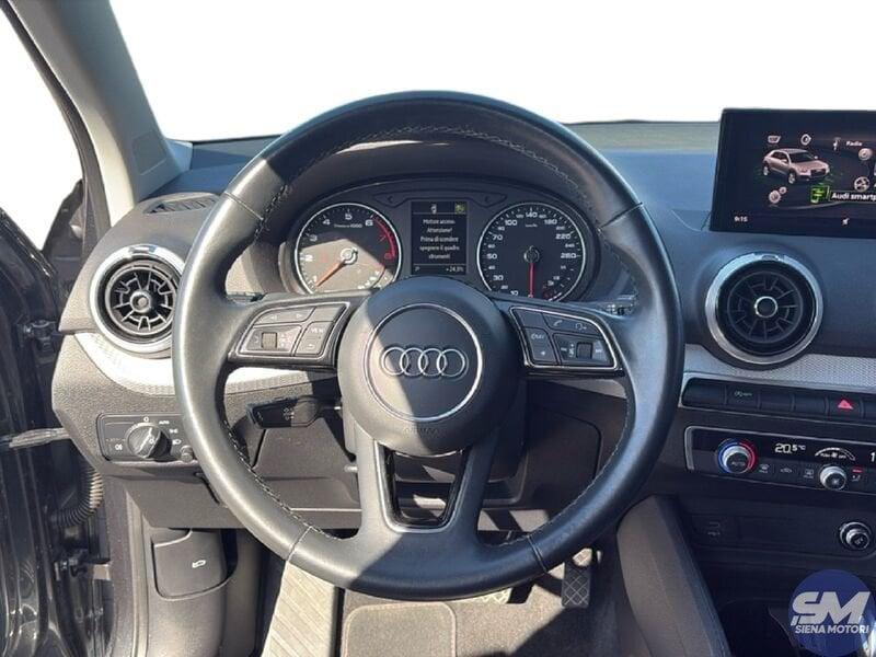 Audi Q2 1.5 35 TFSI IDENTITY BLACK