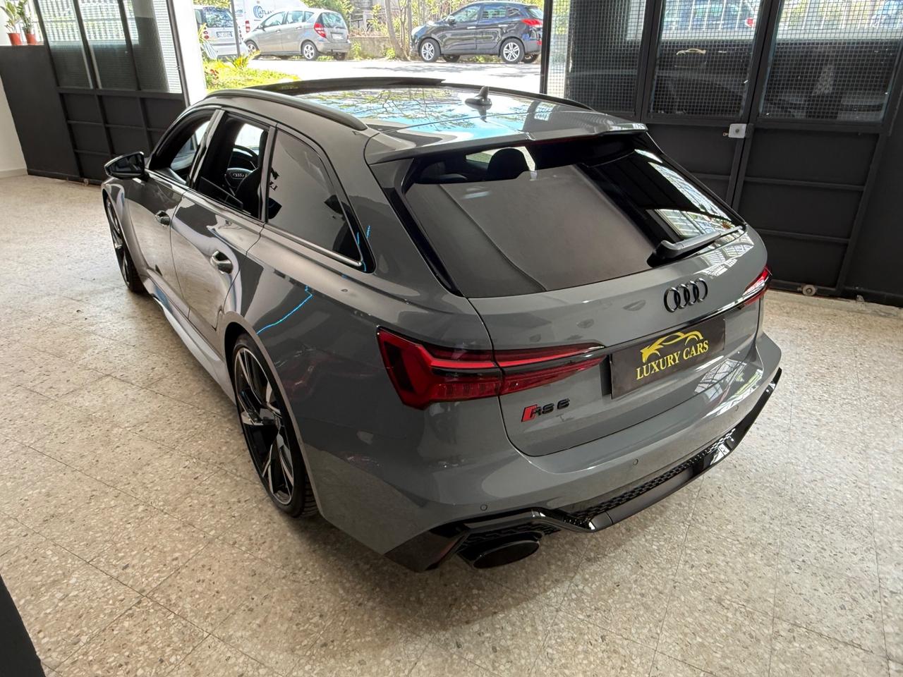 Audi A6 RS 6 Avant 4.0 TFSI V8 QUATTRO STRAFULL