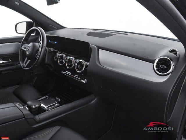MERCEDES-BENZ GLA 180 180 Automatic Sport