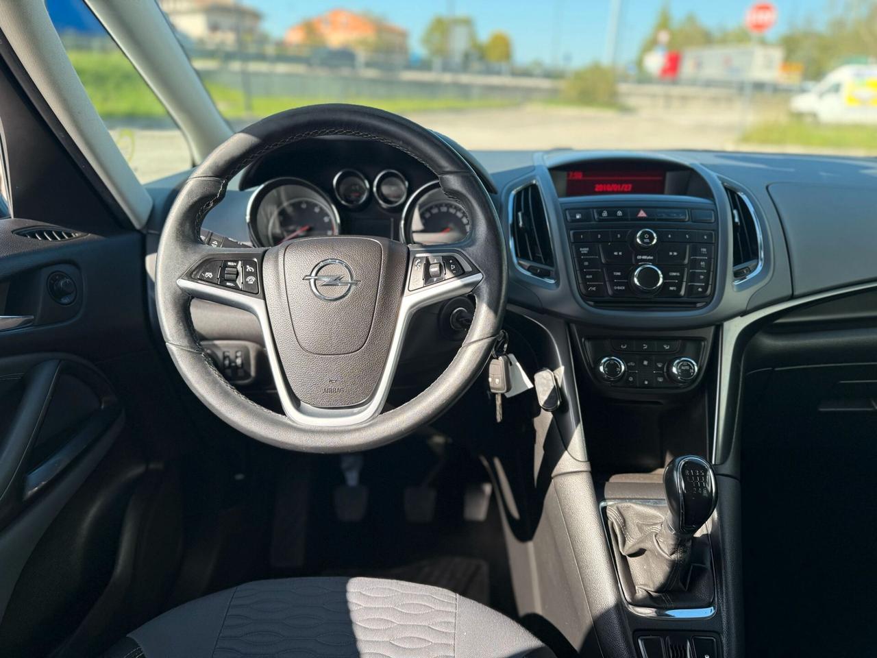 OPEL ZAFIRA 1.6 TURBO METANO 2014 12 MESI DI GARANZIA