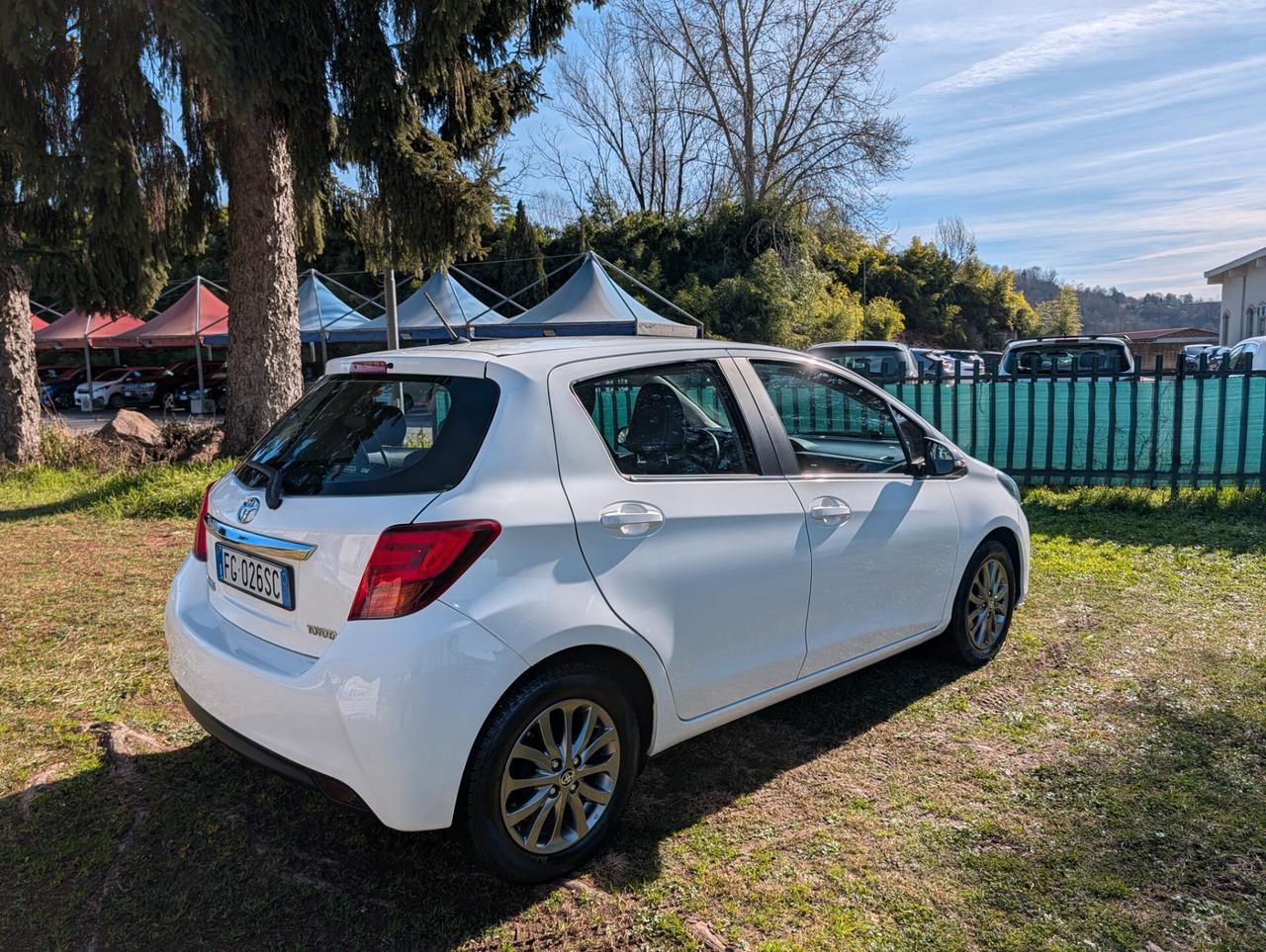 Toyota Yaris 1.3 5 porte Lounge Multidrive S AUTOMATICA