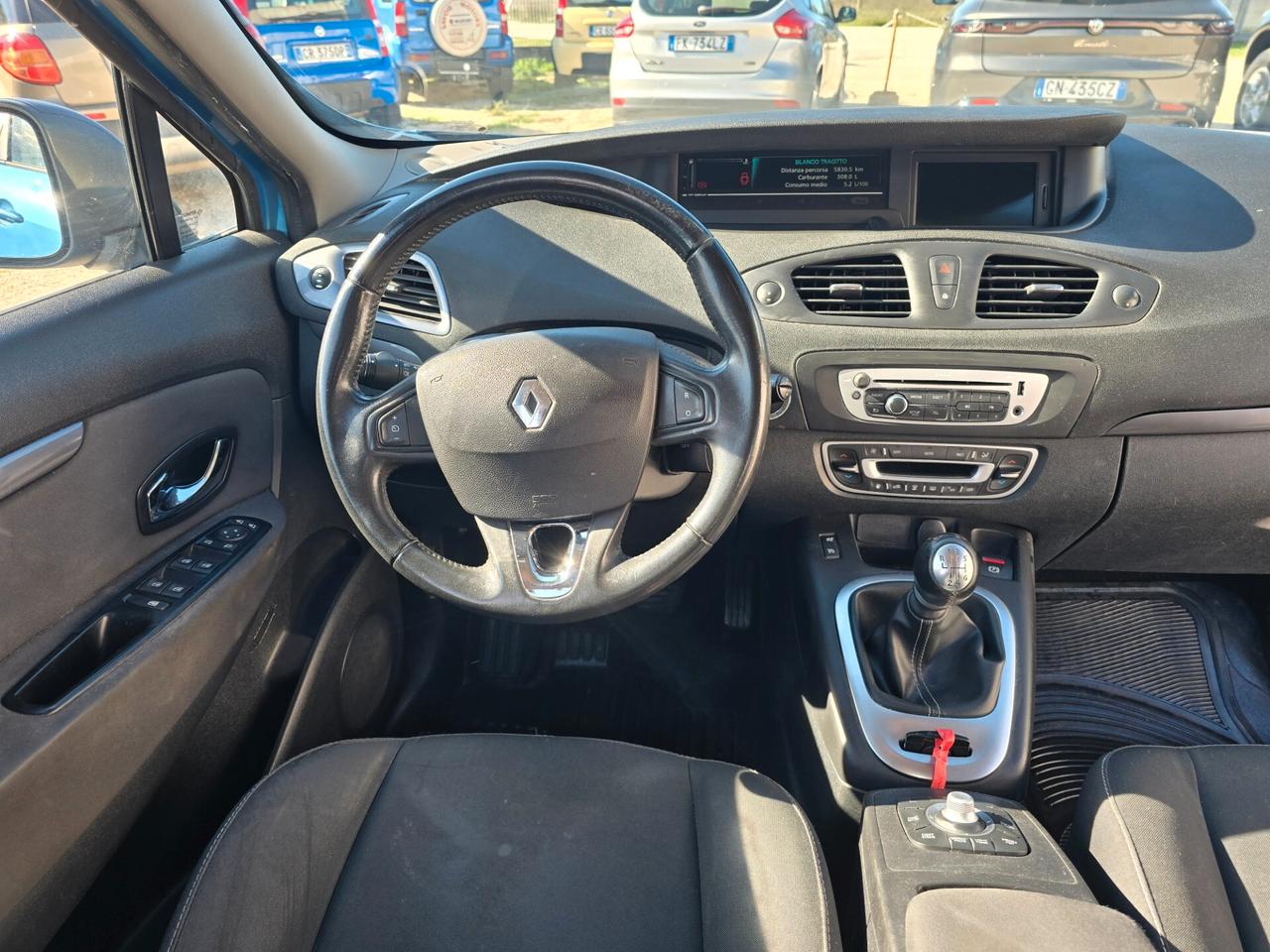 Renault Scénic dCi 1.5d 110 CV EDC Energy Business