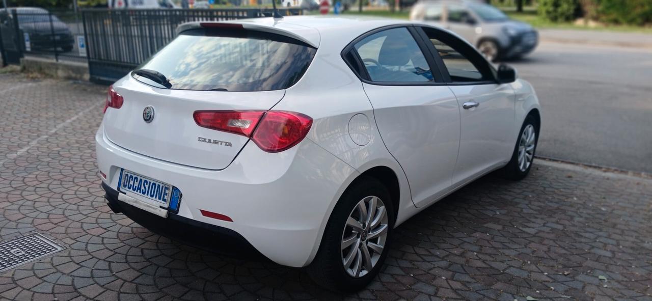 Alfa Romeo Giulietta 1.6 JTDm 120 CV neopatentati