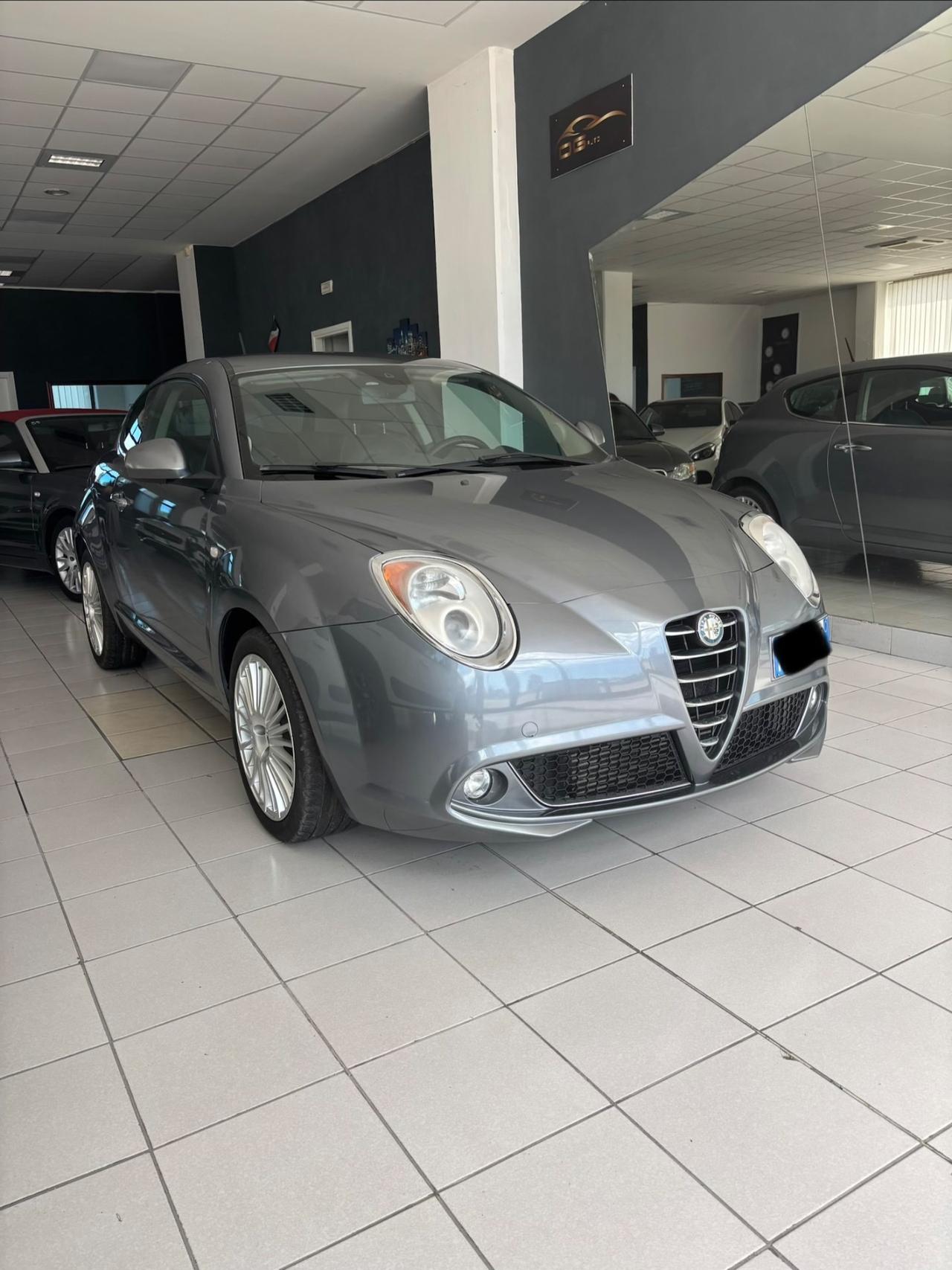 Alfa Romeo MiTo 1.6 JTDm 16V Distinctive Sport Pack