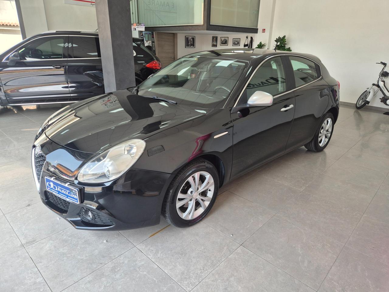 Alfa Romeo Giulietta 1.6 JTDm-2 105 CV Distinctive