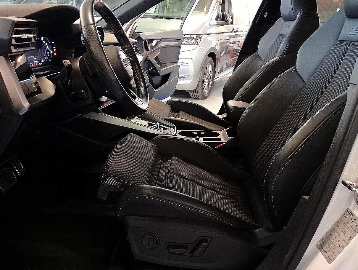 Audi A3 Sportback 40 2.0 TDI 200CV SLINE QUATTRO 19" IDENTITY BLACK