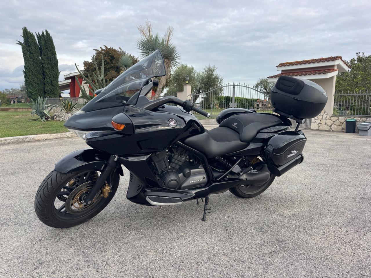 Honda DN-01 Benzina