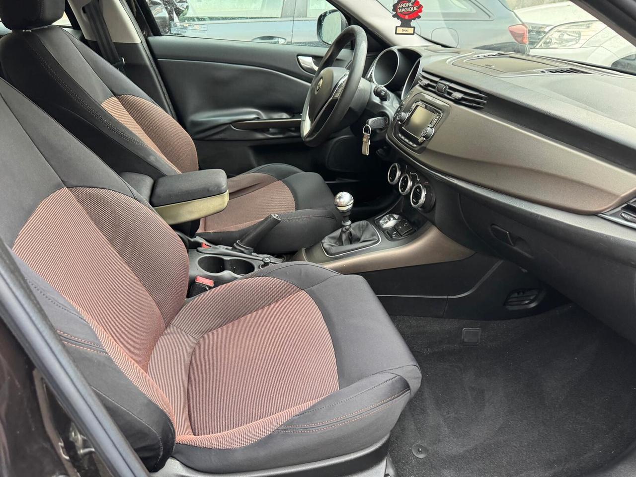 Alfa Romeo Giulietta 1.6 JTDm-2 105 CV Business*EURO5*CERCHI