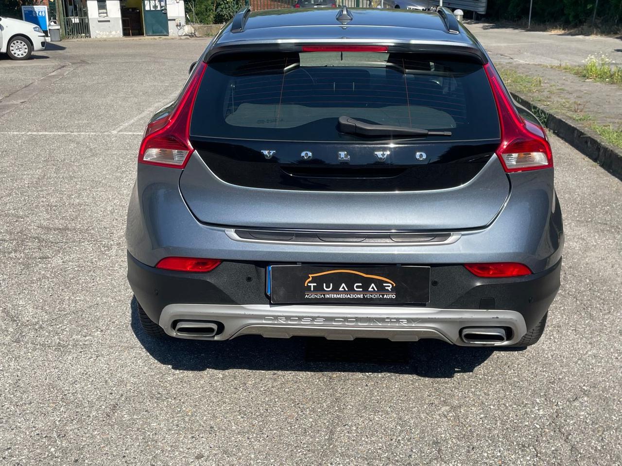 Volvo V40 Kinetic 2.0 D3 #9721