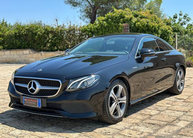 MERCEDES-BENZ E 220 d Auto Sport (Navi/Retro/Led/Pelle)