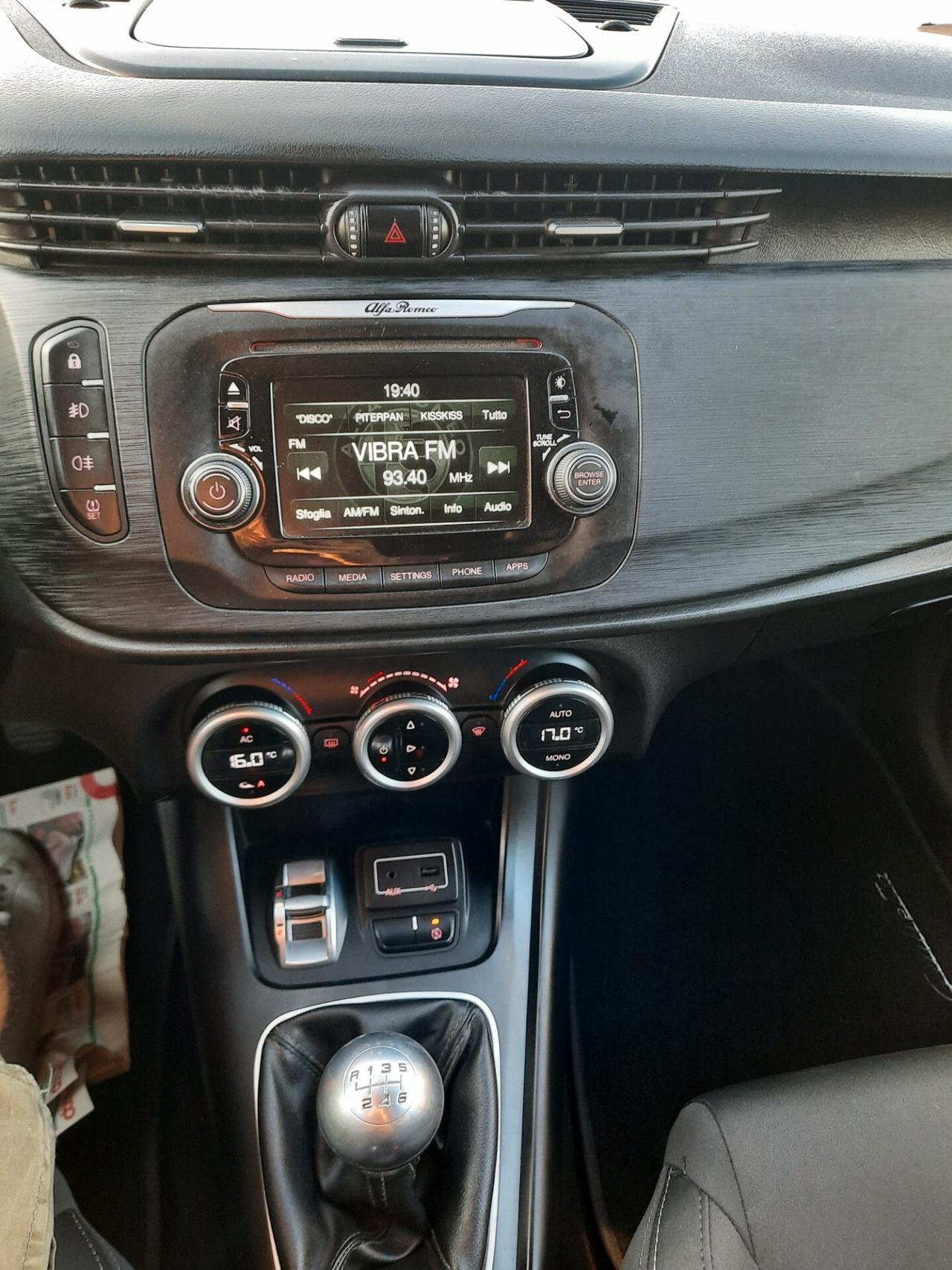 Alfa Romeo Giulietta 1.6 JTDm 120 CV Super Ok neopatentati