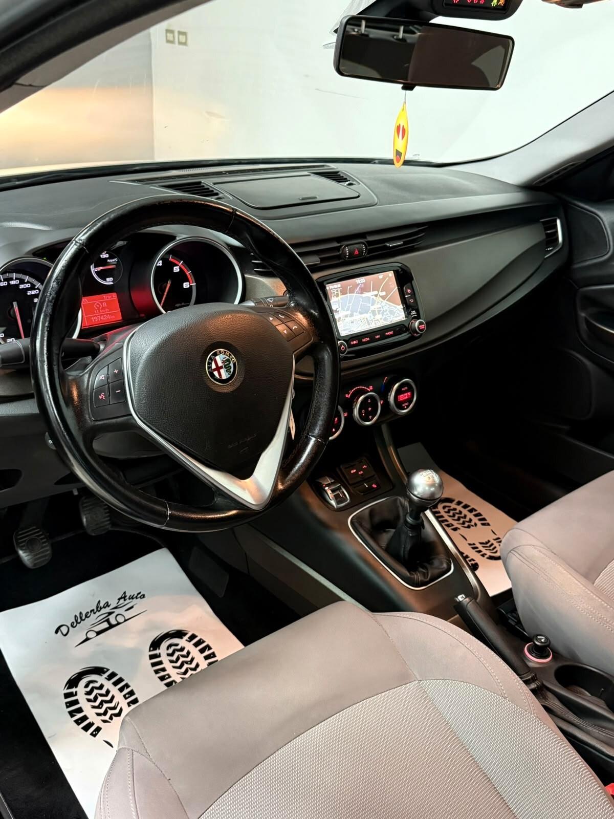 Alfa Romeo Giulietta 1.6 JTDm-2 105 CV Exclusive
